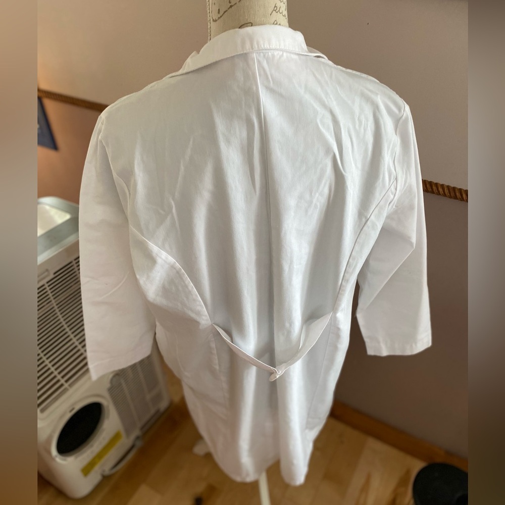 Ladies Lab Coat - size 14 - Picture 2 of 6